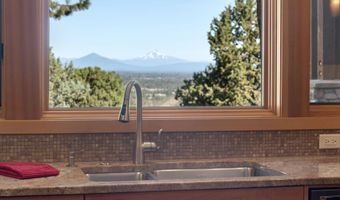 3352 NW Windwood Way, Bend, OR 97703