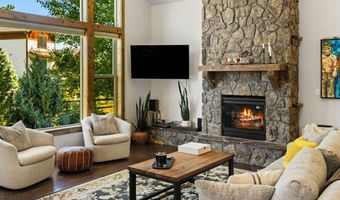 2452 Creekwood Dr, Bozeman, MT 59715