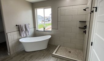 1933 Pheasant Dr, Elko, NV 89801
