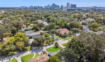 903 WEBER St, Orlando, FL 32803