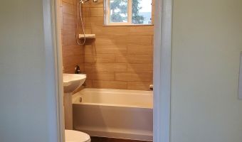 716 N Park St, Anchorage, AK 99508