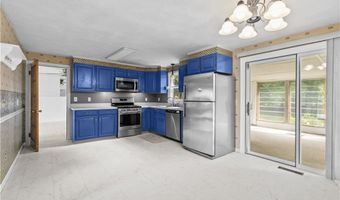 38 Greenwood Rd, North Kingstown, RI 02852