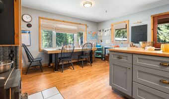 450 Coyote Way, Bonners Ferry, ID 83805