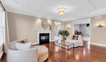 4 Ridgeview Way, Allentown, NJ 08501