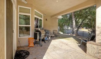 28315 W Meadow Glen Way Way W, Escondido, CA 92026