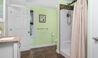 130 Bear Hill Rd 302, Cumberland, RI 02864
