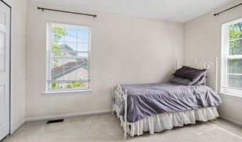 2225 Green Valley Ct, Ann Arbor, MI 48103