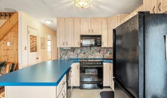 170 Fern Ridge Rd, Blakeslee, PA 18610