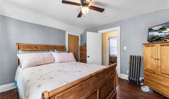 95 Ivy St, East Providence, RI 02914