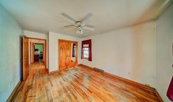 109 S Dubuque St, Anamosa, IA 52205