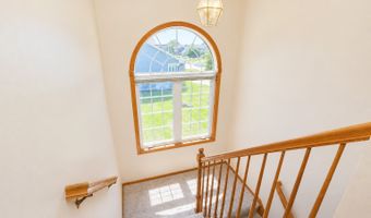 802 13th St SE, Altoona, IA 50009