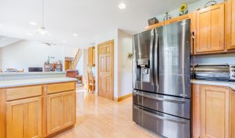 210 Evergreen Dr, Batesville, IN 47006