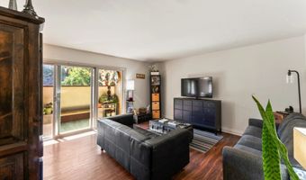 5483 Adobe Falls Rd 7, San Diego, CA 92120