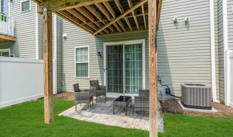 1904 Evans Ln, Middletown, NJ 07748