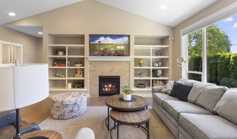 14206 SE WOODSIDE Ave, Milwaukie, OR 97267