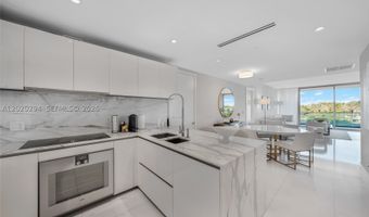 10201 Collins Ave 305, Bal Harbour, FL 33154