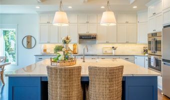 1038 Lake Viking Ter, Altamont, MO 64620