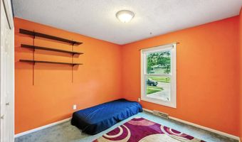 1213 S 14th St, Adel, IA 50003