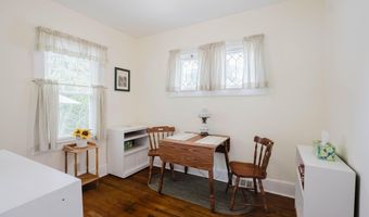 87 Hollywood Ave, Albany, NY 12208