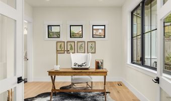 10415 SE 13th St, Bellevue, WA 98004