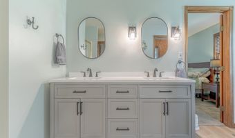 13633 U.S. 62, Ash Flat, AR 72513