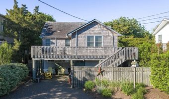 18 W 7TH St, Barnegat Light, NJ 08006
