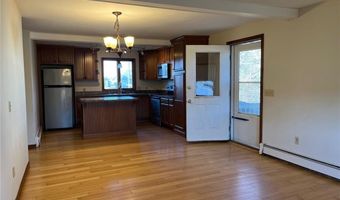3 Buttonwood St 2, Bristol, RI 02809