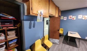 406 S Main St, Archie, MO 64725