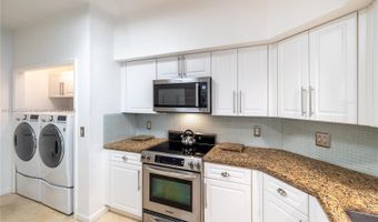 3255 NE 184th St 12416, Aventura, FL 33160