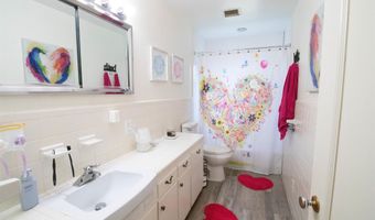 305 SKY Dr, Anniston, AL 36207