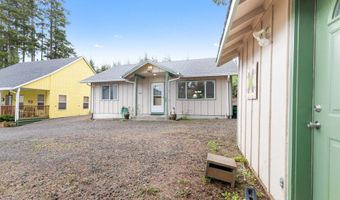 142 S QUADRANT St, Rockaway Beach, OR 97136