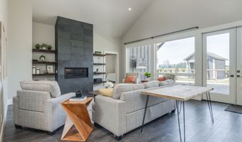 21625 BUTTEVILLE Rd, Aurora, OR 97002