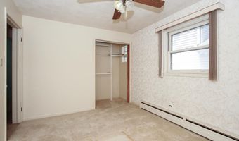 831 S Mitchell Ave, Arlington Heights, IL 60005