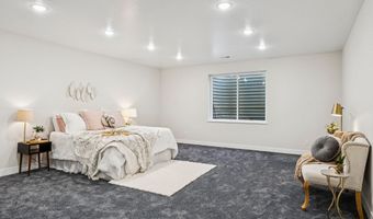 735 E 850 S, Centerville, UT 84014