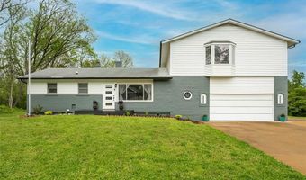 270 E Skyline Dr, Ballwin, MO 63011
