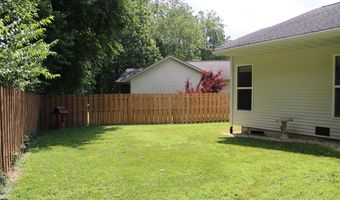 3214 E Leverett Ct, Alton, IL 62002