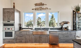 22850 Stone Wall Ct, Bend, OR 97701