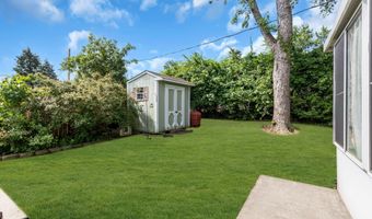 58 Brookview Ln, Aberdeen, NJ 07747