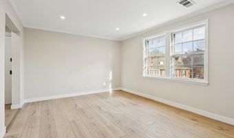 2037 38TH St SE 301, Washington, DC 20020