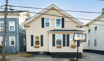 14 Whipple Ave, Cranston, RI 02920