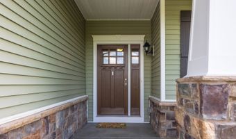 3028 Canterbury Ct, Albany, OH 45710