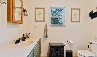 1899 State Hwy Dd, Ava, MO 65608