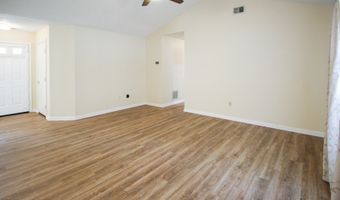 2 Morning Glory Ln, Whiting, NJ 08759