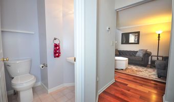 202 Castlewood Dr 202, Bloomfield, CT 06002