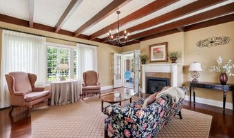 916 Audubon Pkwy, Audubon Park, KY 40213