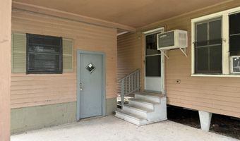1313 Greene St, Abbeville, LA 70510