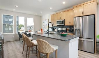 3062 Hydrangea Ln 48, Ann Arbor, MI 48103