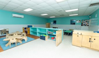 890 Vee St, Biloxi, MS 39532