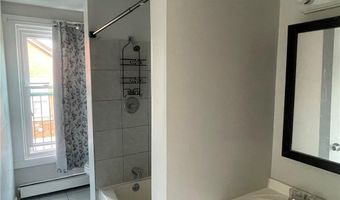 4 Brayton Ct 2L, Cumberland, RI 02864
