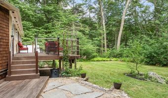 67 Quaker Ln, Bolton, MA 01740